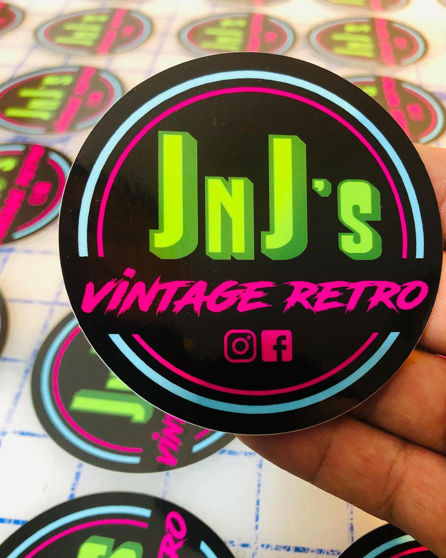 ROUND STICKERS.